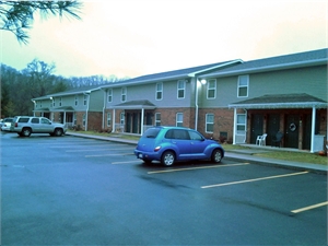 Shoals Manor Apts.